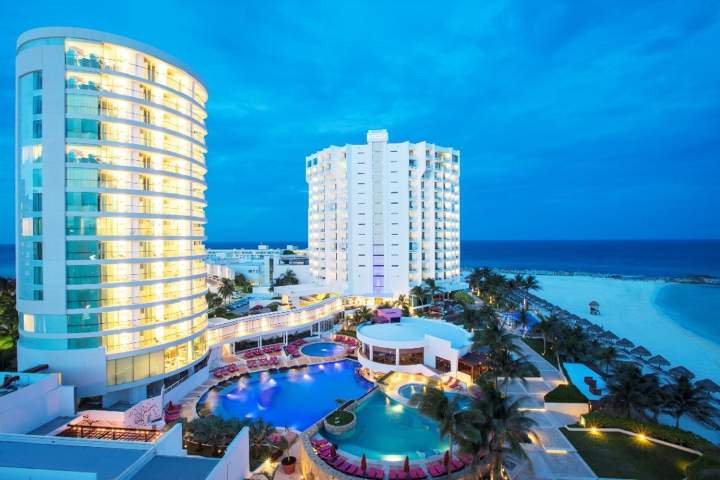 Reflect-Cancún-Resort-Hotel